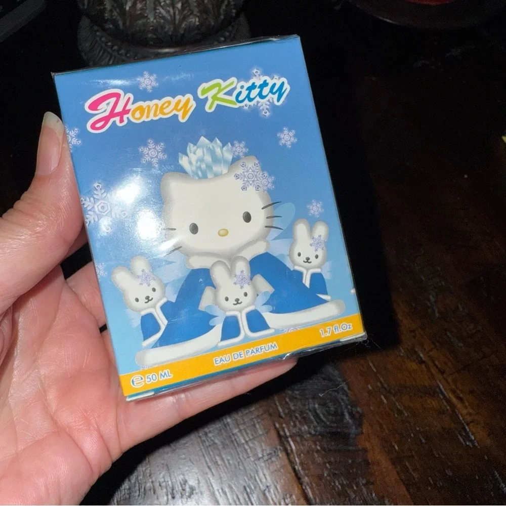 HELLO KITTY Sanrio 1.7 fl. Oz Honey Kitty NEW EAU DE PRFUM - HK Shape Blue